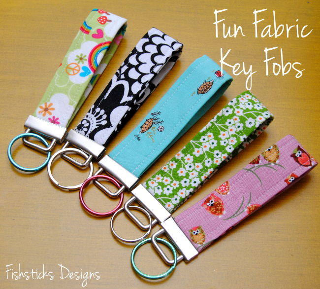 Sew a DIY Wristlet Key Fob - fast and easy gift idea!